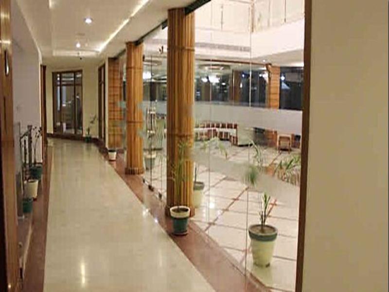 Hotel Padmini Palace Rāni Pokhri Exterior photo